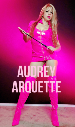 Audrey-Arquette-6
